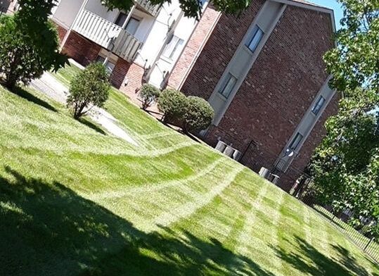 commercial lawn care Newburgh